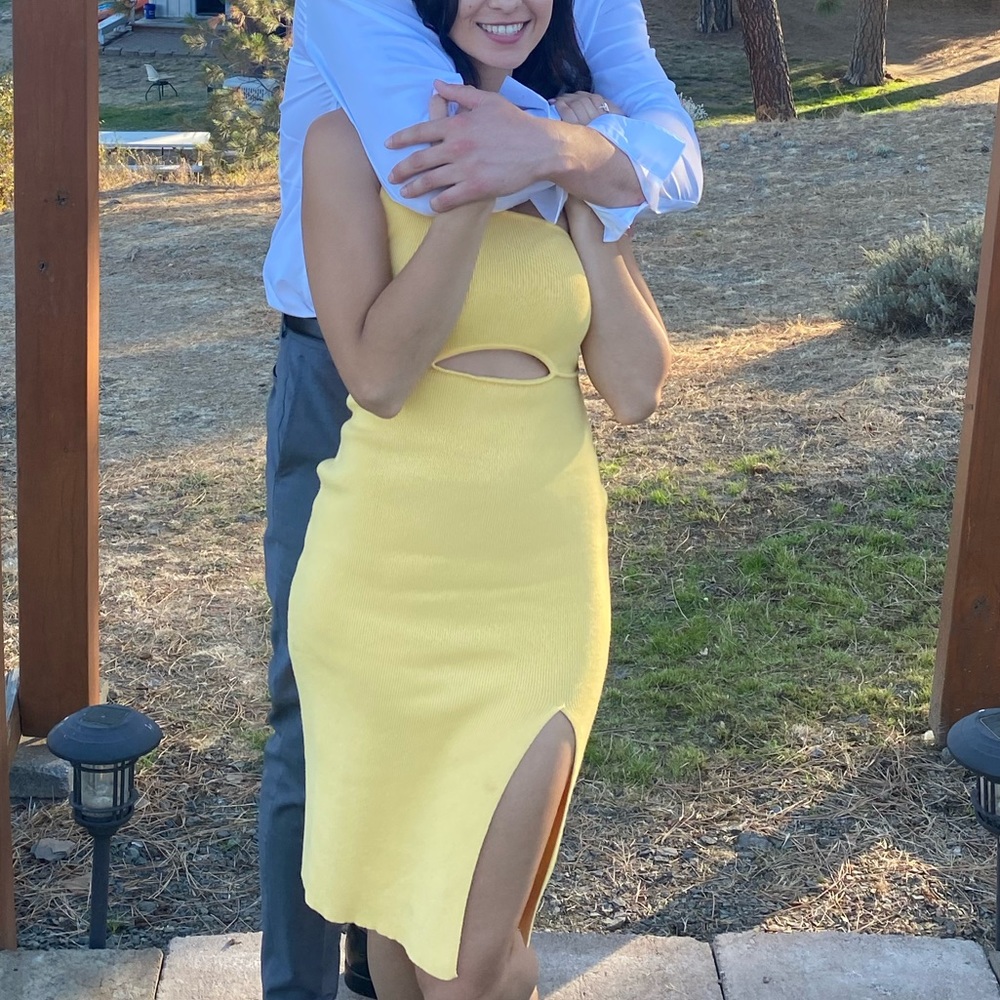 Selfie Leslie Yellow Dress